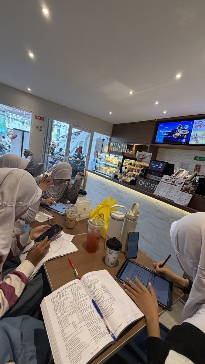 jahra²⁶ 👩🏼‍⚕️ tweet media