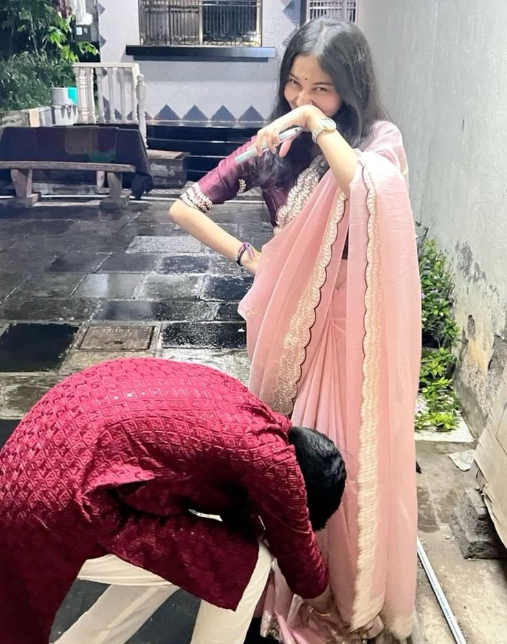 Sayantika tweet media