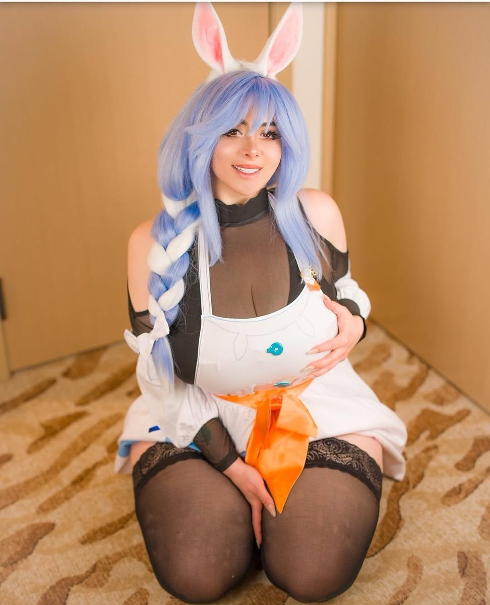 MoonaLustree tweet media