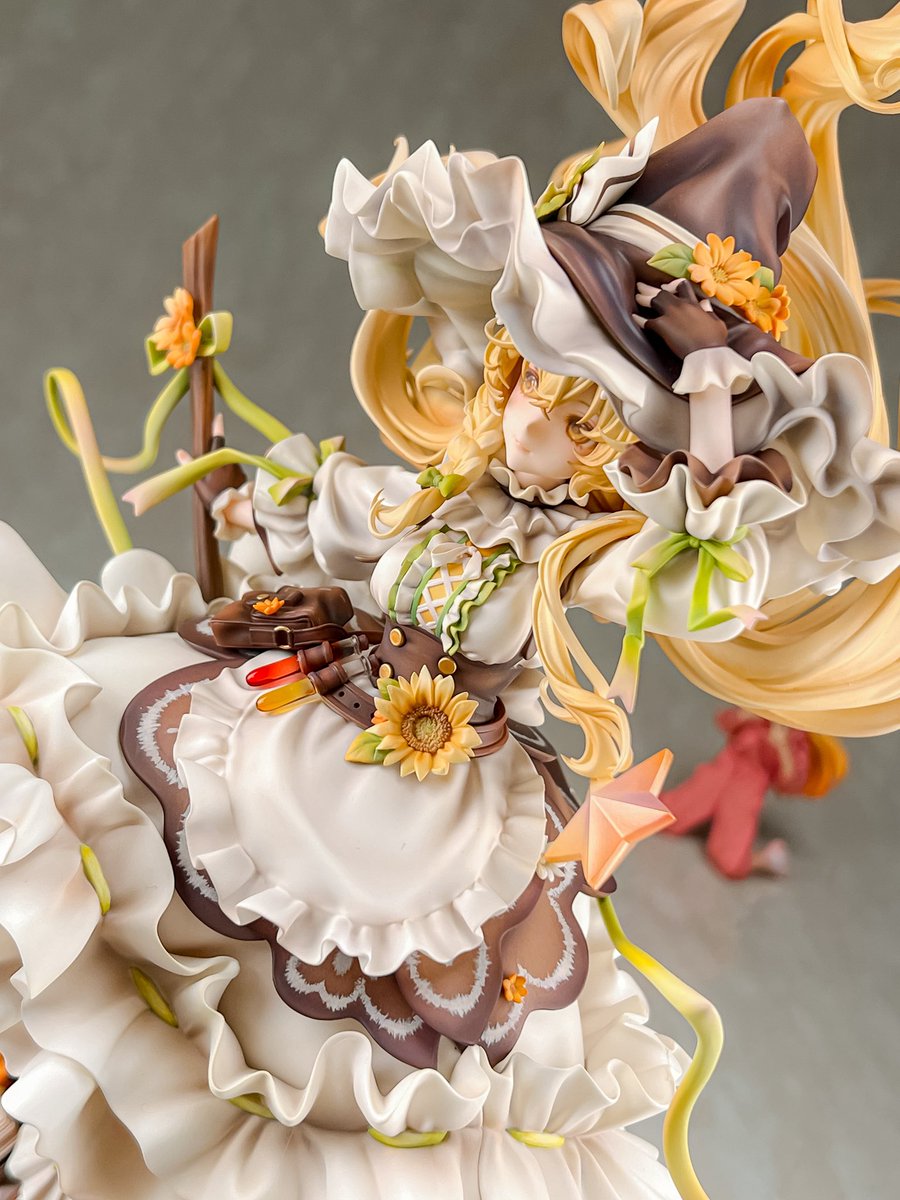 amicoamiami's tweet image. 本日は #アルター さまの
魔理沙さんをご紹介シマス💁
Matcha 先生の
イラストのタッチが繊細に造型されてマス🌻🌞
ほんっっとうにきれい……✨✨

amiami.jp/top/detail/det…

#東方Project #あみこカメラマン