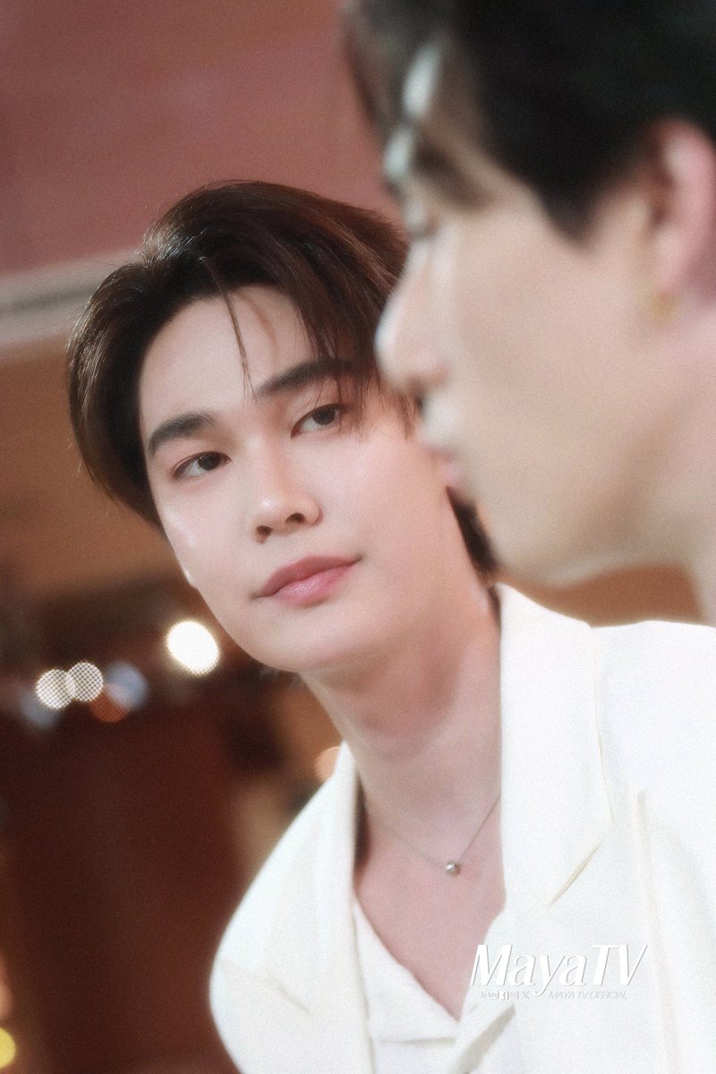 djsutvtp2030's tweet image. love it so much when dew got caught in camera looking at tee admiringly (with love) 🥹🥹

#dewtee #dew_jsu #tee_vtp #ดิวธี