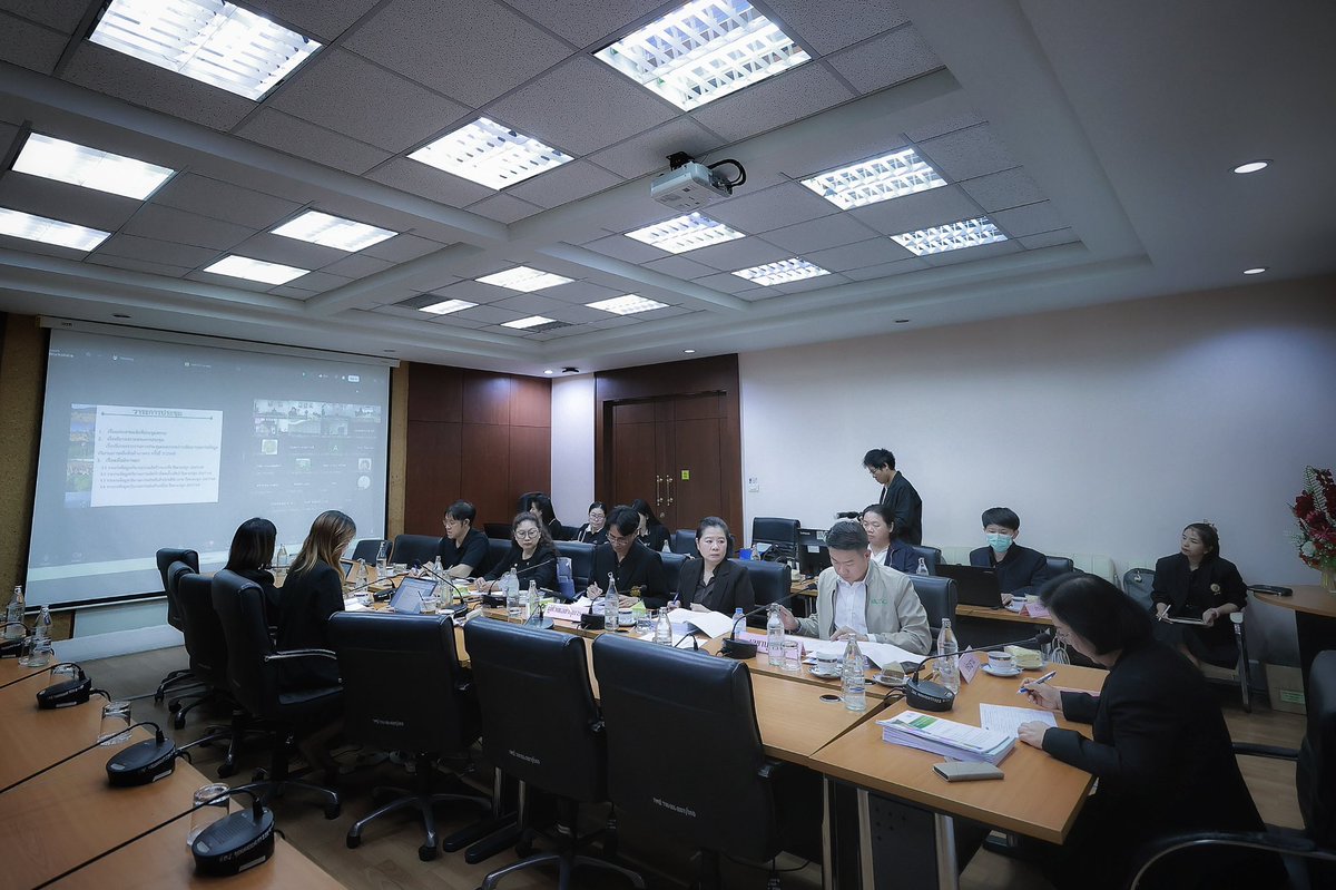 7  เม.ย. 69  นายชนวัฒน์ สิทธิธูรณ์ รองเลขาธิการ สศก. ประชุมคณะกรรมการพัฒนาคุณภาพข้อมูลปริมาณการผลิตสินค้าเกษตร ครั้งที่  1/2569 โดยมี นางสาวทัศนีย์ เมืองแก้ว รองปลัดกระทรวงเกษตรและสหกรณ์  เป็นประธาน  ณ ห้องประชุมสำนักตรวจราชการ 1403  สำนักงานปลัดกระทรวงเกษตรและสหกรณ์ #สศก