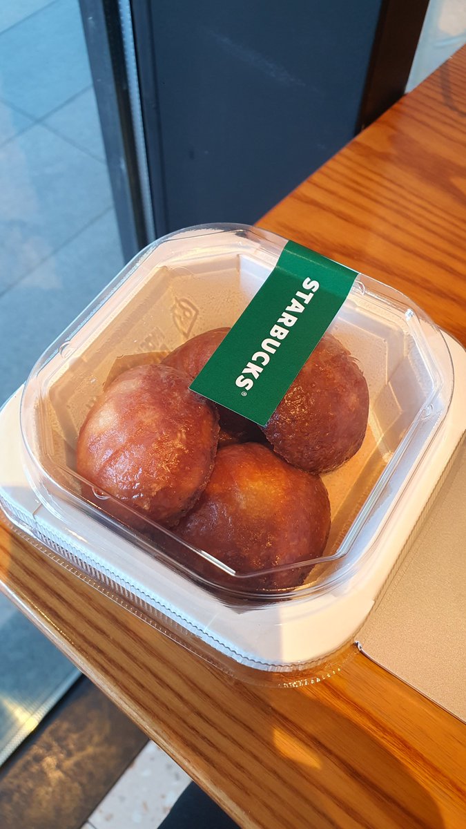 이네이 tweet media