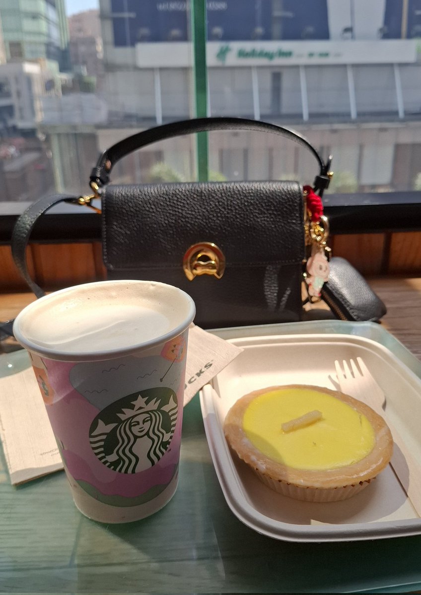 Anura Tara tweet media