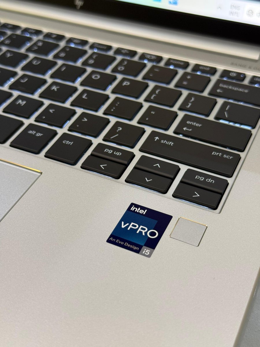 shynekofi_'s tweet photo. 💻 HP EliteBook 840 G10 (Brand New 📦)
13th Gen i5 (up to 4.7GHz) ⚡️
16GB RAM | 256GB SSD
14” FHD IPS

Face ID + Fingerprint 🔐
B&amp;O Audio 🔊 | Wi-Fi 6

🇬🇭 GH¢8,700
📍 Kumasi Adum
📞 +233544801101
💬 https://t.co/HFezLlVlfW https://t.co/66h6yrAZQS