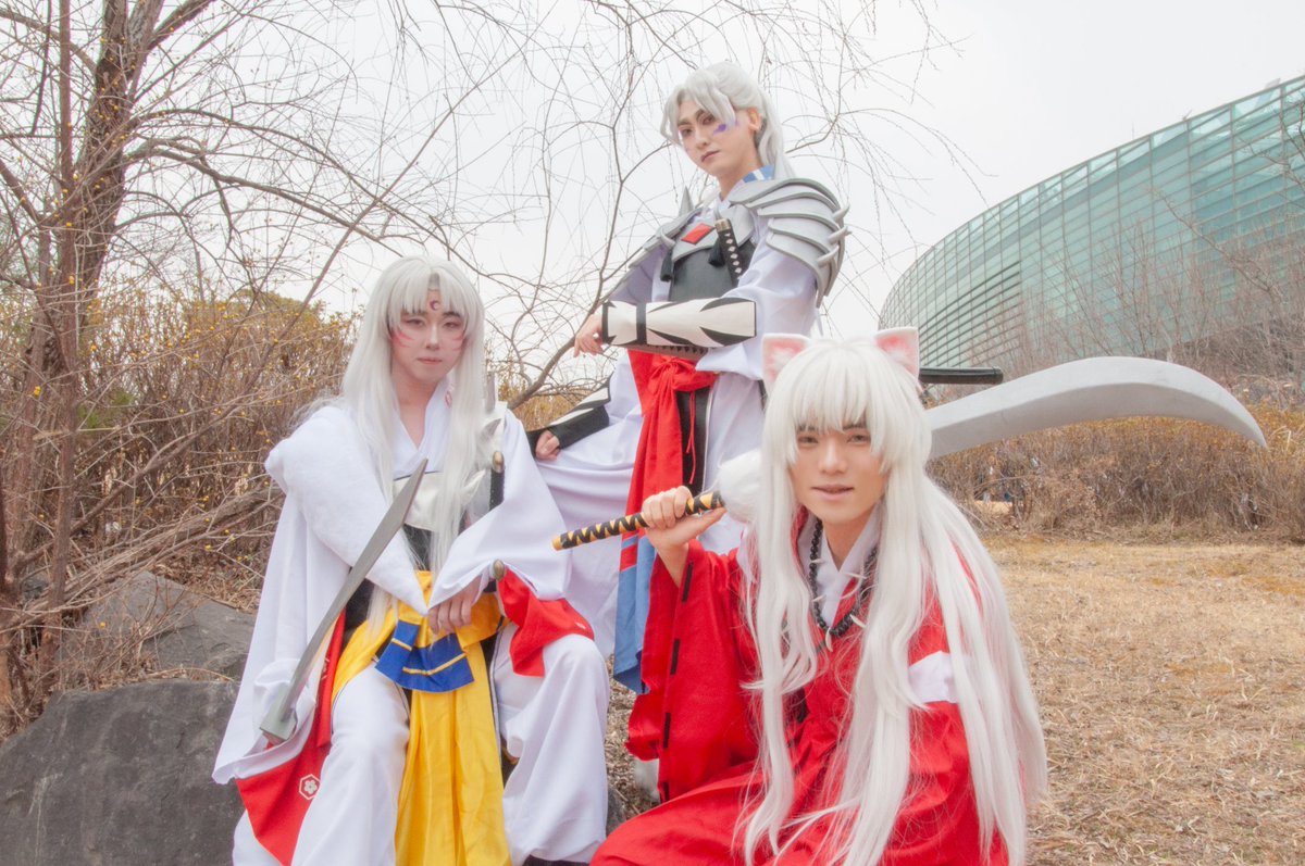 라이터 tweet media