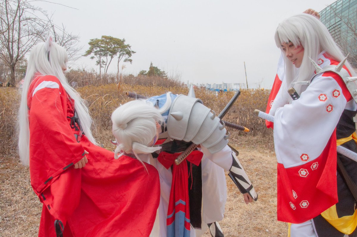 라이터 tweet media