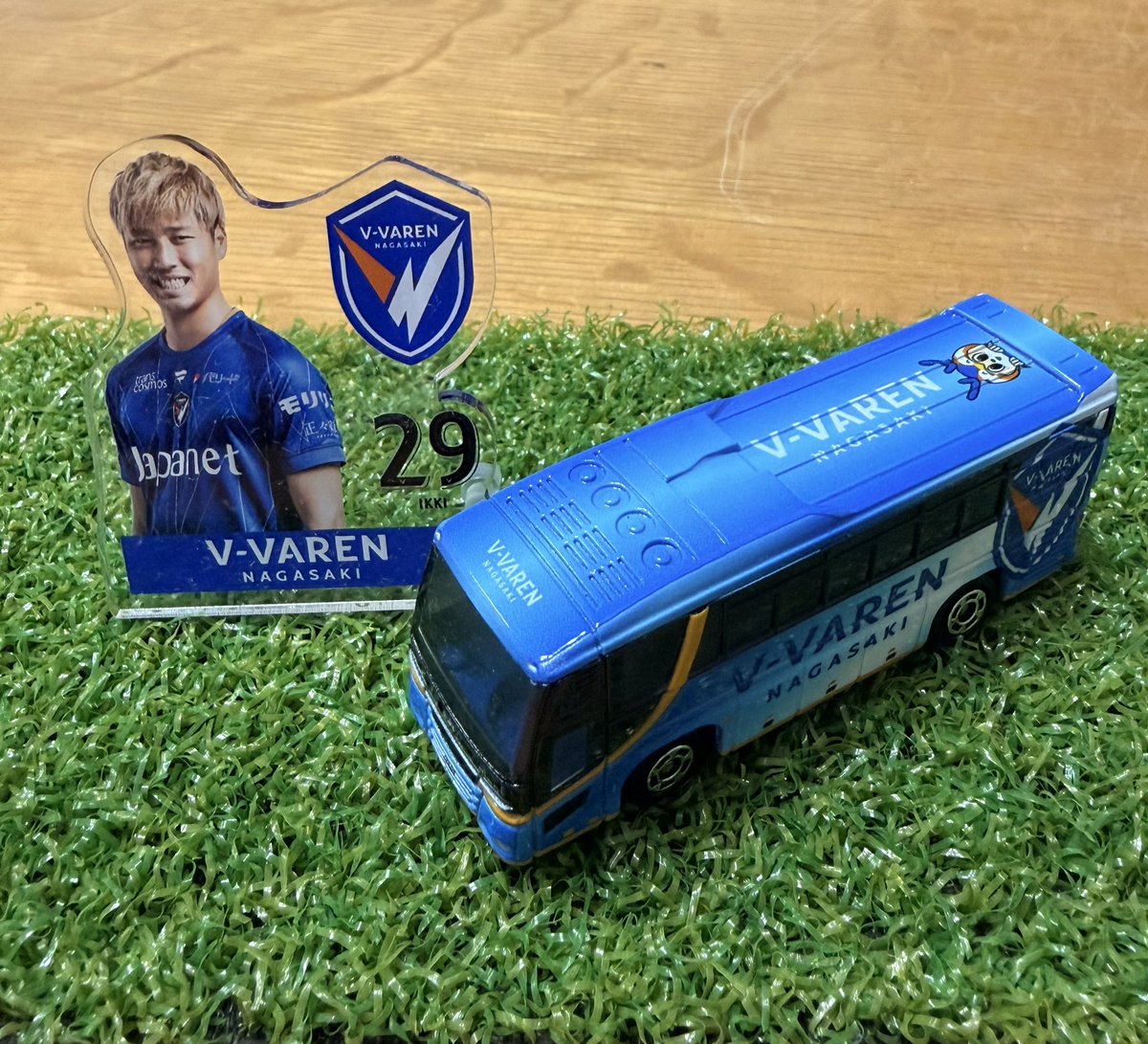 YUMI.T／vvn tweet media