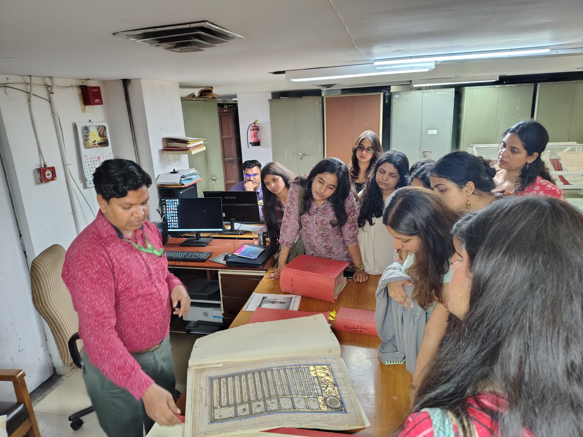 National Archives of India tweet media