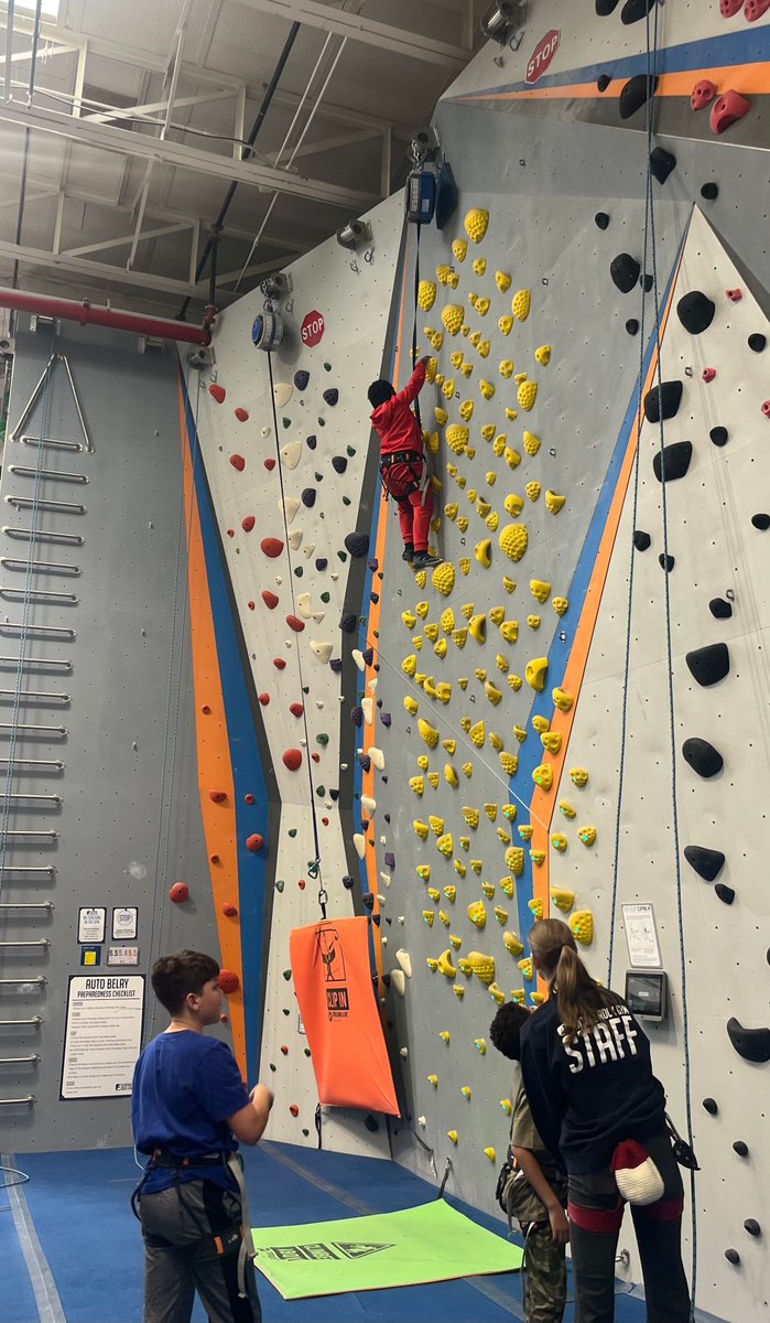 PeaceIncSyr's tweet image. "The only good reason to climb is to improve yourself."  🧗⛰️

Our Littles and their Big mentors recently spent an exciting afternoon at Central Rock Gym Syracuse, pushing themselves to reach new heights—literally and figuratively! 

#BeBigger #BBBS #PEACEIncSyr