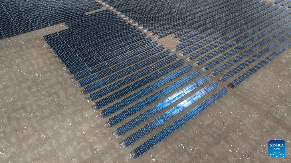 VoiceofPD's tweet image. China General Nuclear Power Group (CGN) announced on Monday that construction of a 50 MW trough-based concentrated #solarpower plant at an altitude of 4,550 meters started in SW China's #Xizang Autonomous Region.
Read full: facebook.com/WeAreChinaVide…