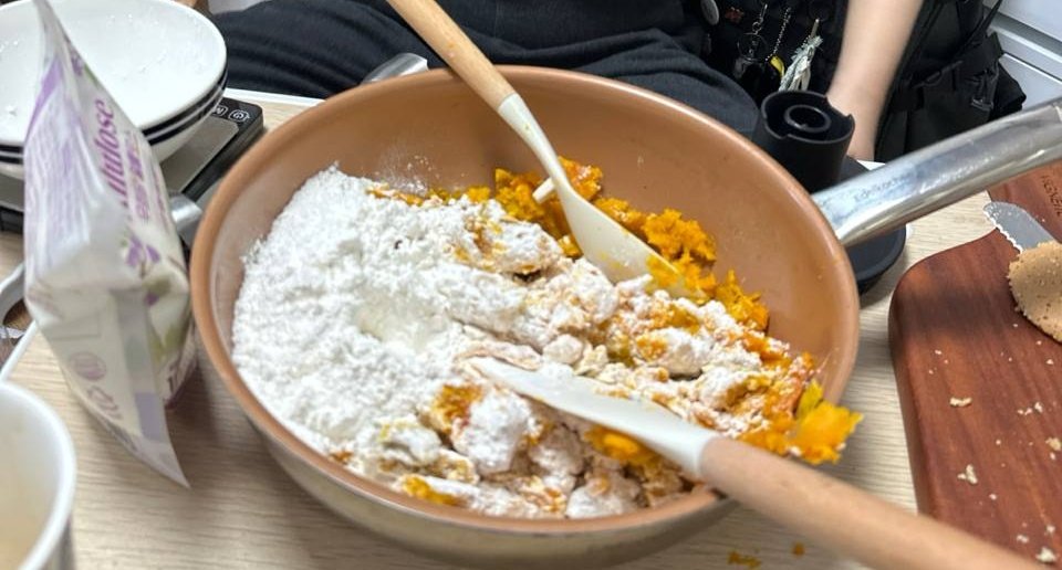 플라스크 tweet media