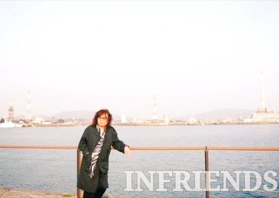 infixjyosei's tweet image. 今夜はファミリーが集う
「 #めくるめくナイト 」
 #infix  #radioshow

大牟田 FMたんと 21時から
ラジオ放送・全国配信です

ここは…皆との心の交流の場
infixの声を歌を番組をいまこの時代に聴いて欲しい

ふるさとでのライブ UTAGEを大きな励みにして… 仍世

 #大牟田
 #福岡