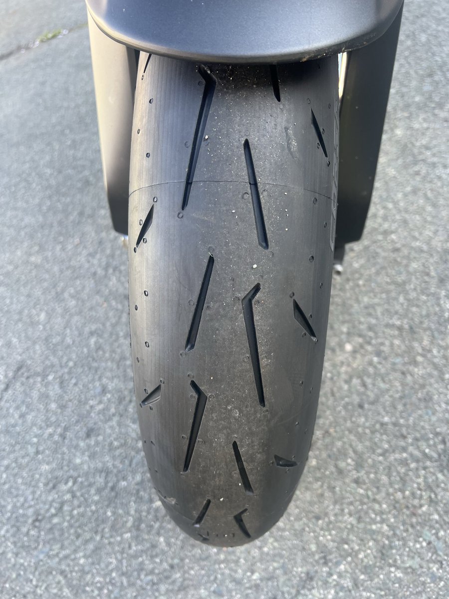 FREEDOM1987943's tweet photo. #CBR600RR  #PC40
 #ピレリクワトロコルサ
 #DID520チェーン
 #サンスターレーシングスプロケット

他パーツ待ち😊 https://t.co/N0BDY85xMY