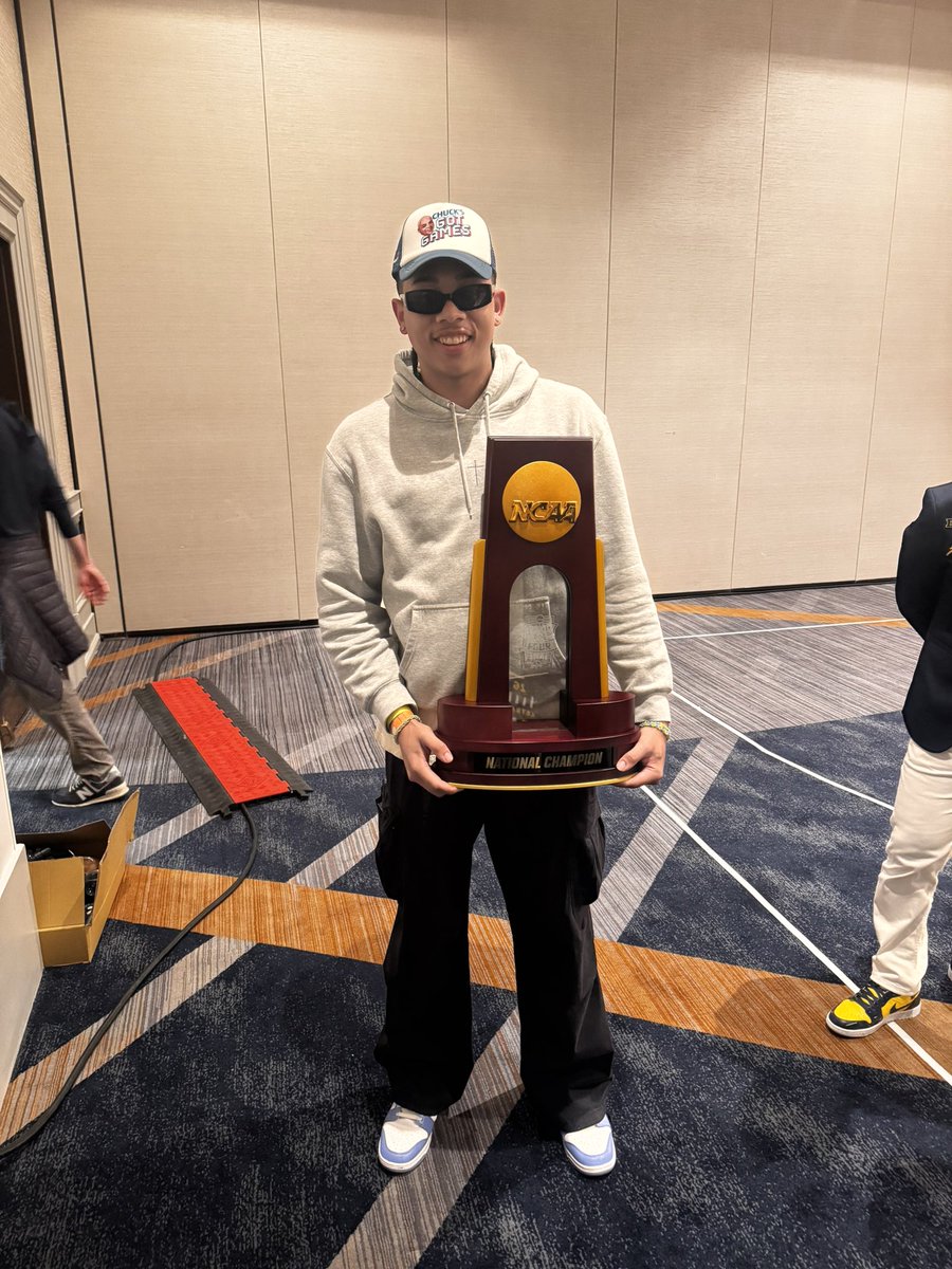 Chris Pearl tweet media