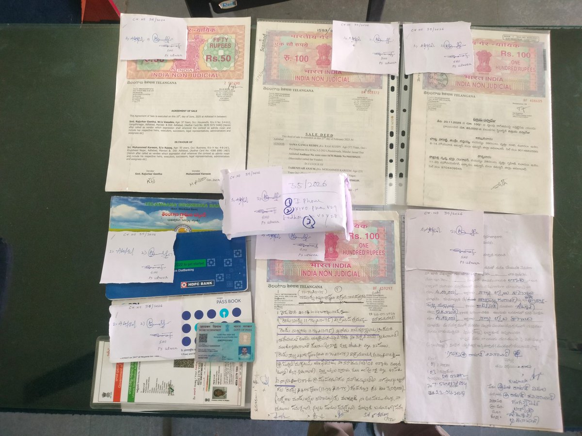 adilabad_sp's tweet image. 🚨 Adilabad SP Akhil Mahajan, IPS: Utnoor Police arrested Syed Javed (39) &amp;amp; Kothapelli Gangadhar (35) for ₹1.19 Cr stock market fraud cheating 25 victims. Case by Manoj Kumar (21). Mobiles, bank docs seized. ⚠️ Beware of fake high returns! #CyberCrime #StayAlert