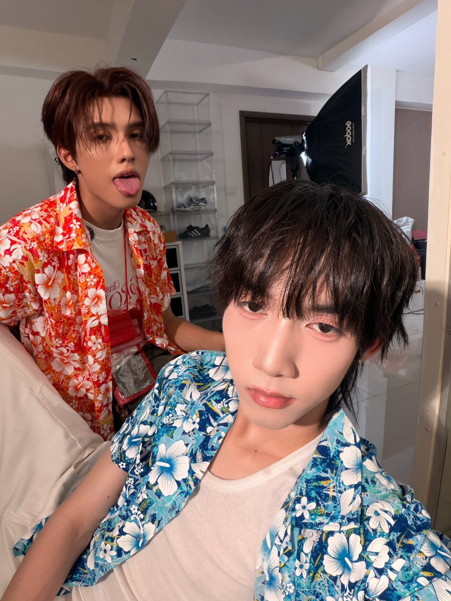 Jechin_pp tweet media