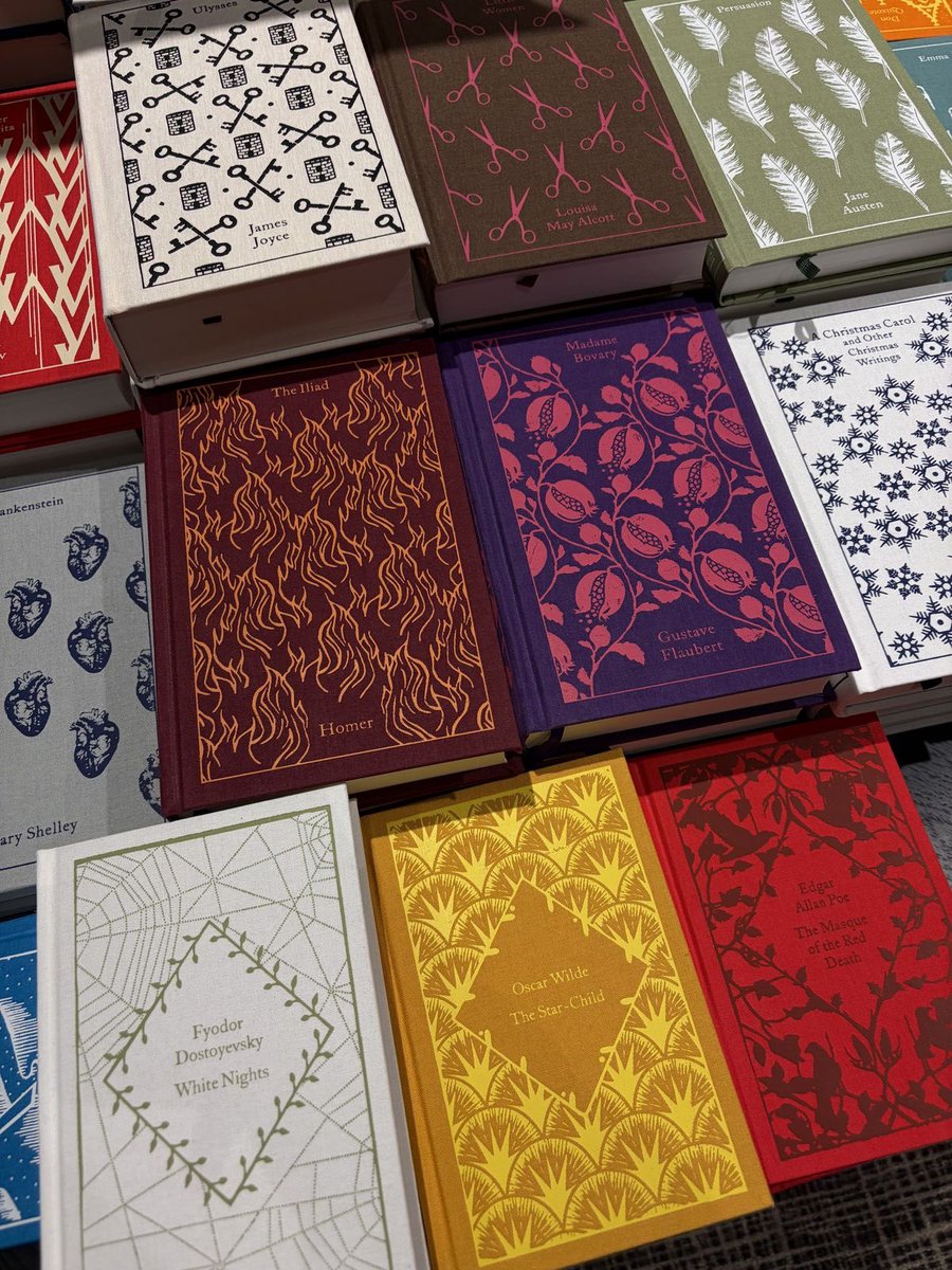 holly 𖦹 tweet media