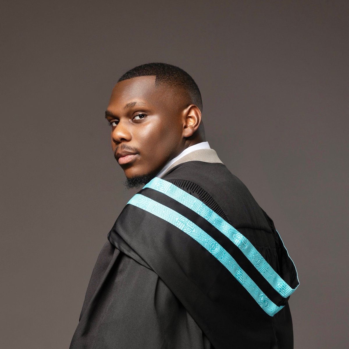 Ian Khonje ™ tweet media