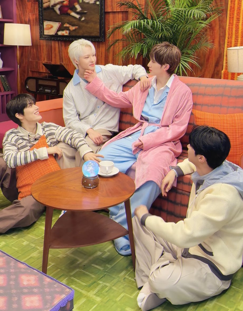 reeji ୨୧ is heroine 👻 tweet media