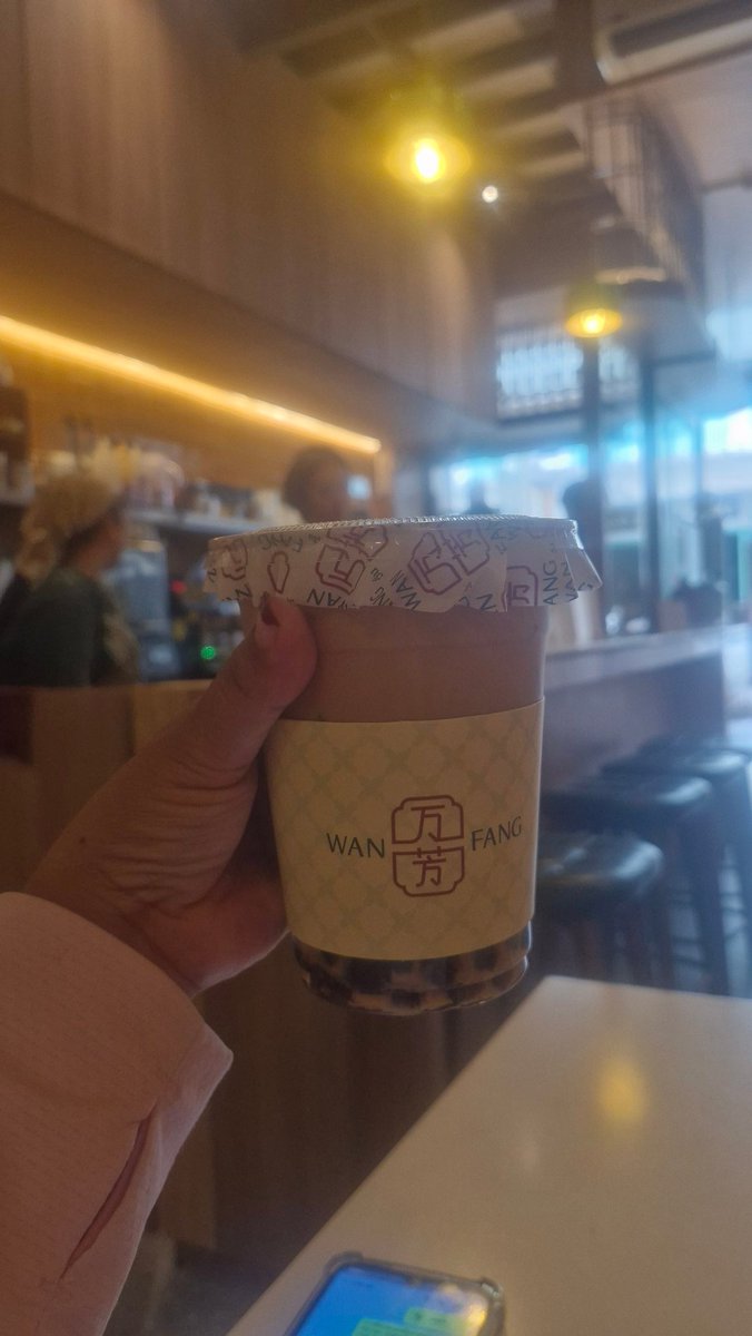 introvert แต่ดันเป็นแม่ค้า tweet media