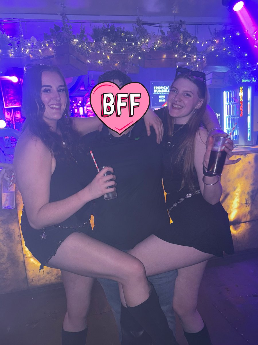 LEE | FINDOM tweet media