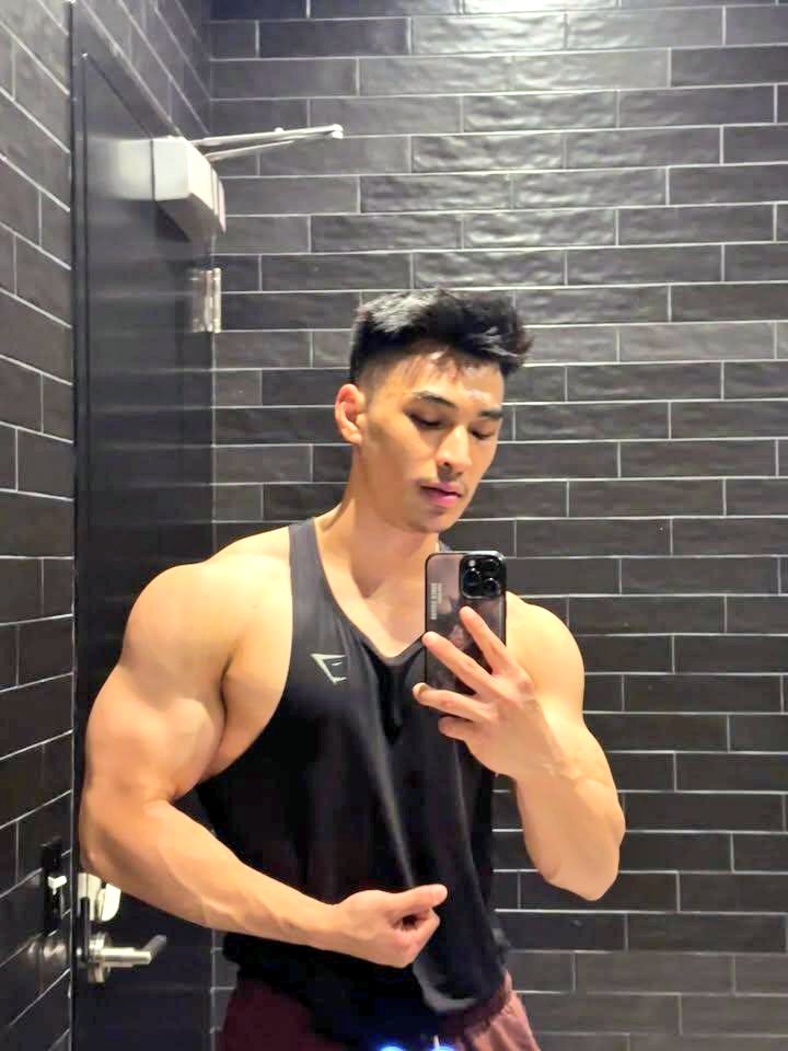 brondmuscleindo 💪 tweet media