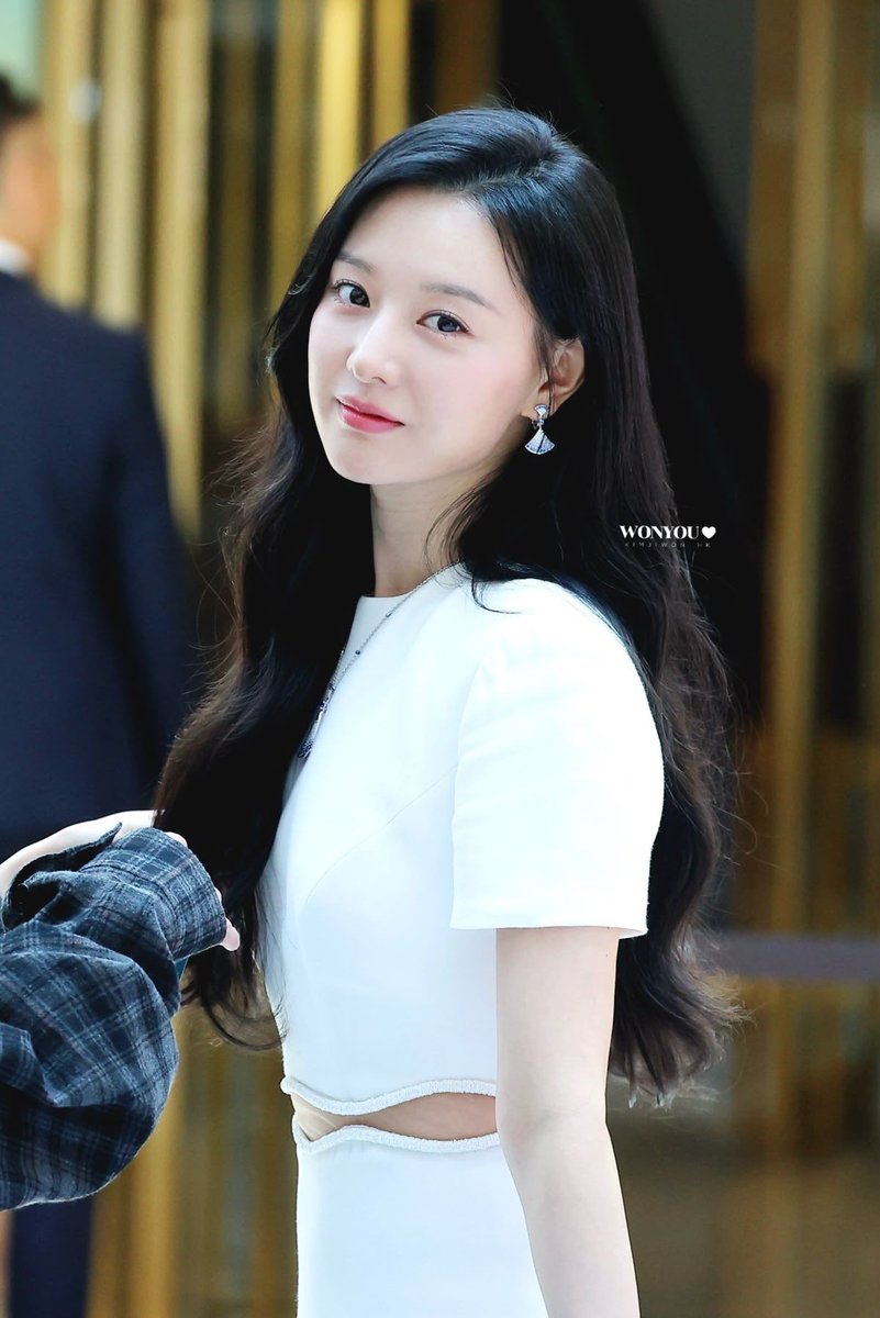 空飛ぶ娘 tweet media