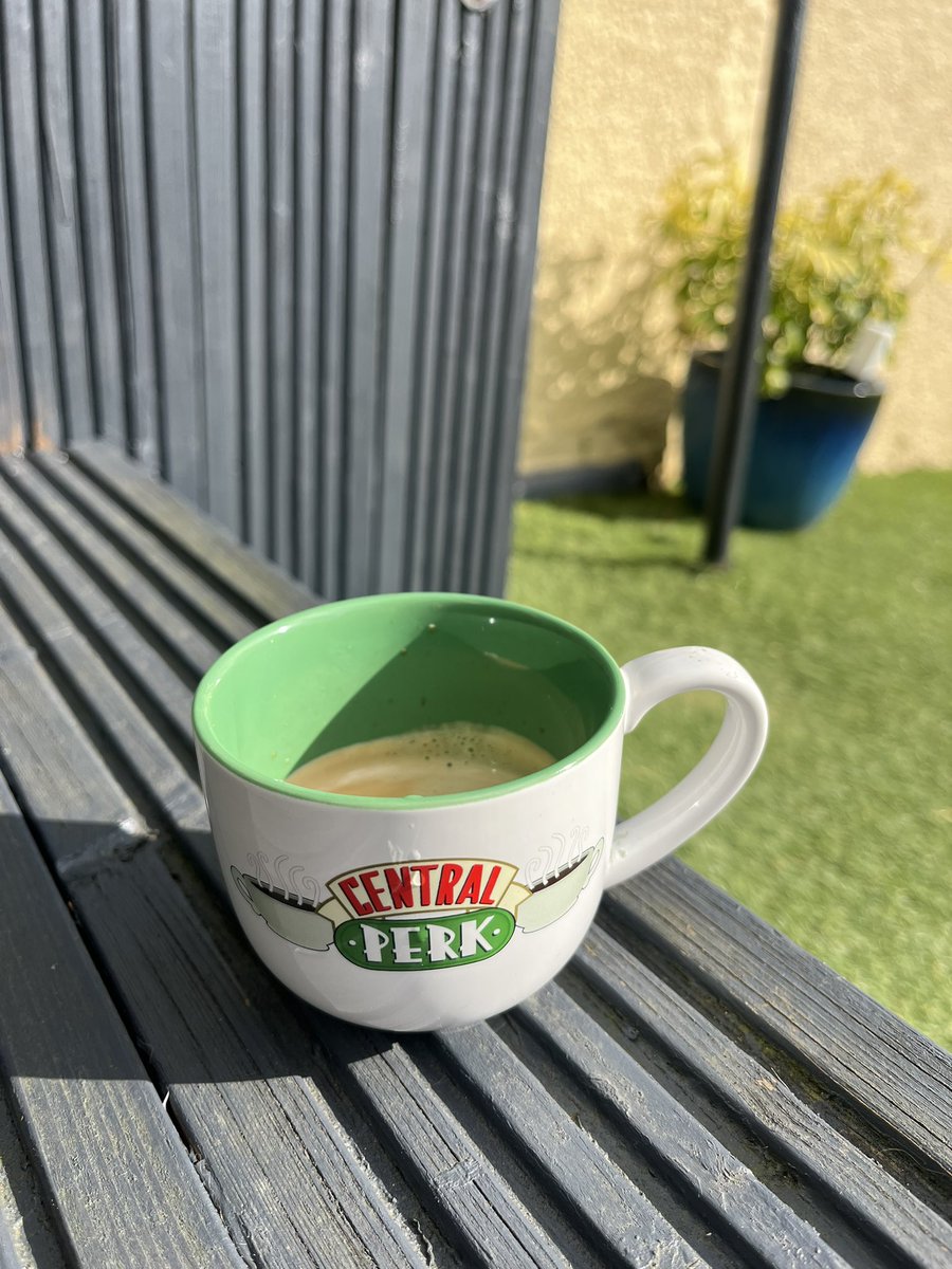 ᎷᏗᏒᏦᎩ ᏕᏂᏗᏒᏦᎩ 🦈 tweet media