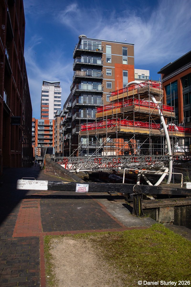 Daniel_Sturley's tweet photo. #Birmingham UK, the Fleet Street Footbridge over the #canal is being renovated 😃 
#BirminghamWeAre #Canals 
#Photography https://t.co/pbipkfu2bK