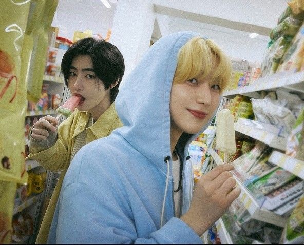 ؘ sevEN tweet media