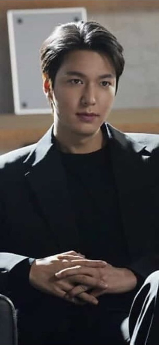 Pyeha!!! 
<a href="/ActorLeeMinHo/">Lee Min Ho</a> 

He was born with royal aura! 
Truly speechless! 
#LeeMinHo