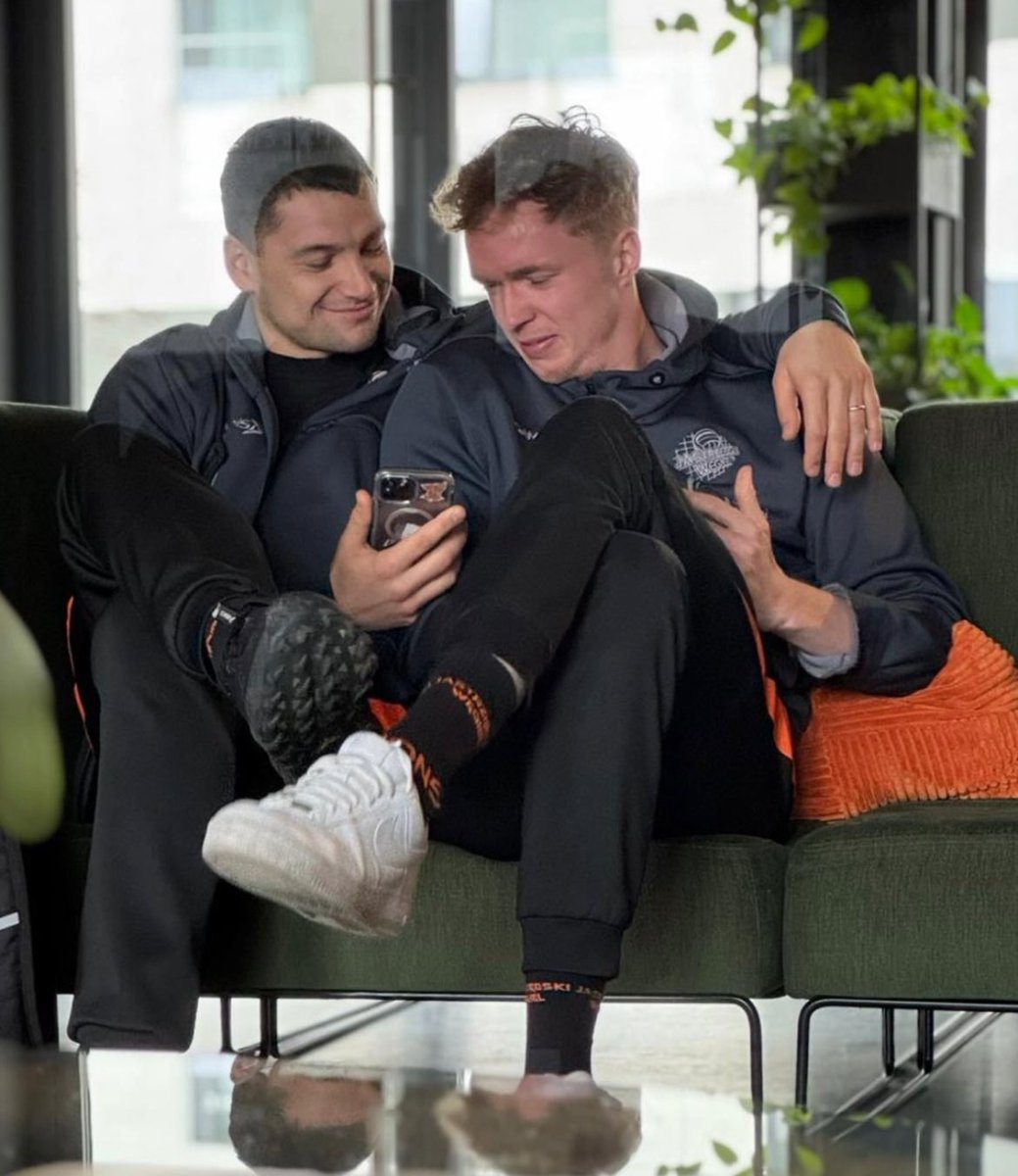 ʟᴇɪᴘᴢɪɢ ʟɪᴏɴ tweet media