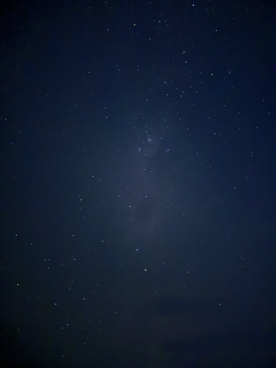 t_varkathesley's tweet image. “Varka I hope you can see the same night sky.” - Idk Wriothesley probably when Varka’s away