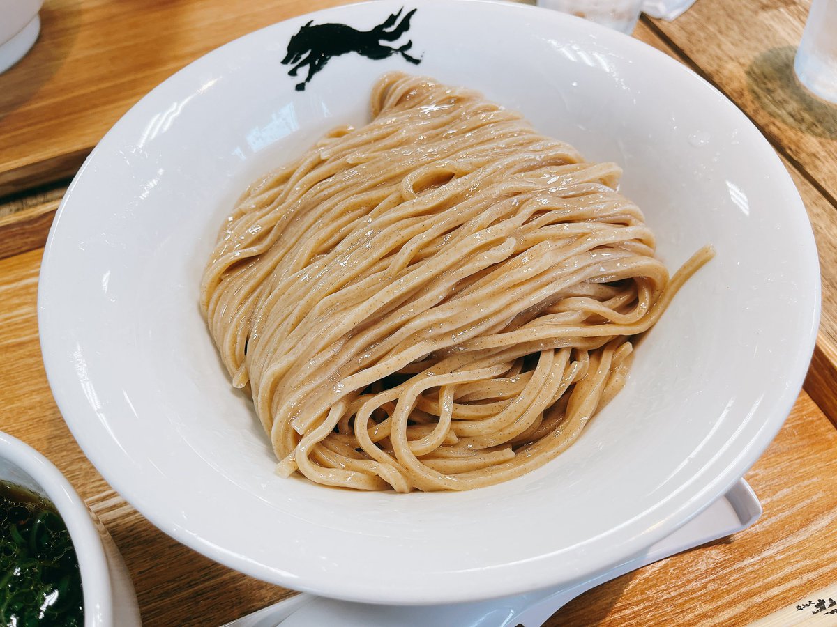 ささみ tweet media