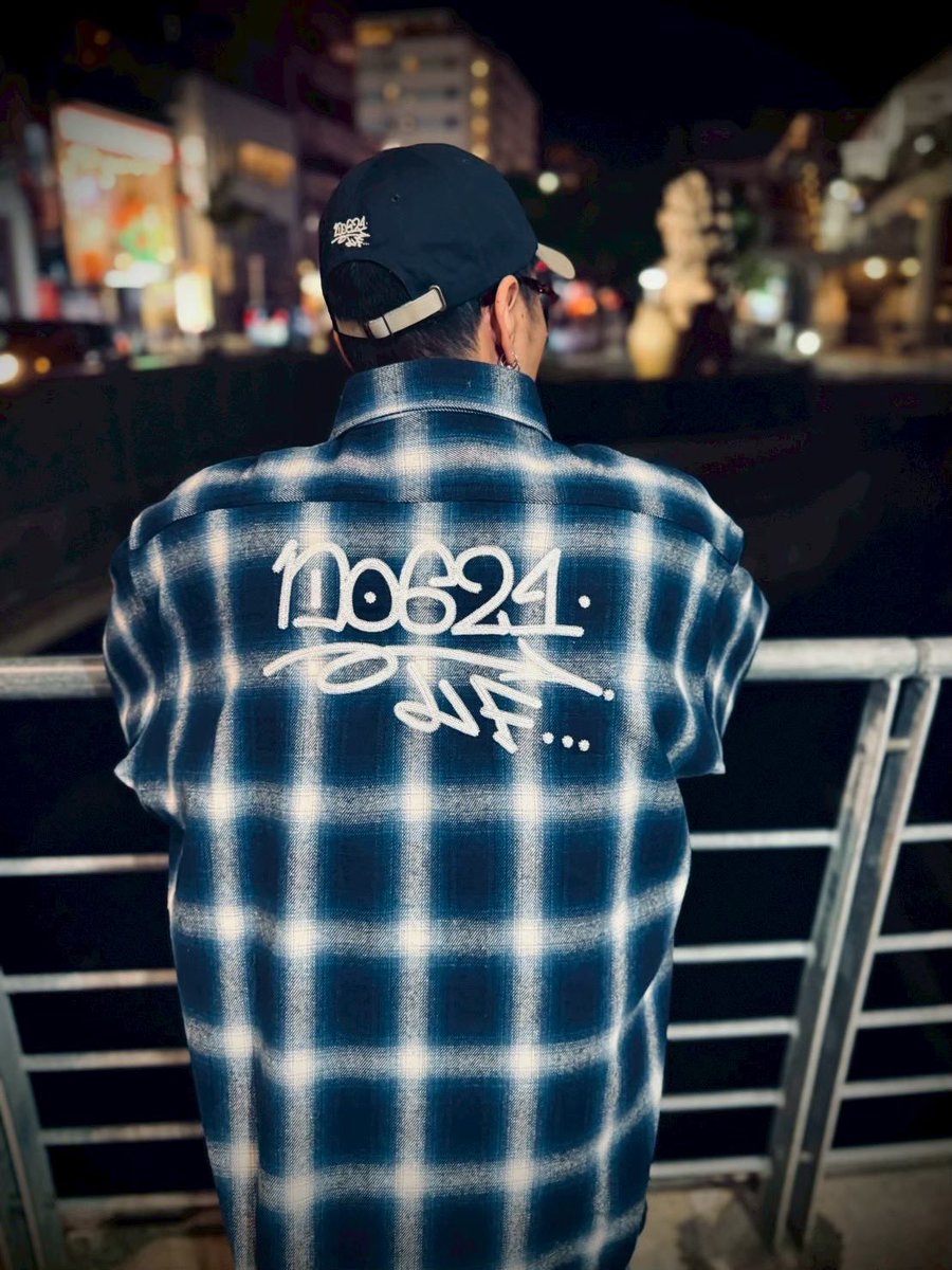 LEFLAH_TOKYO's tweet photo. 【Online Relese info】

ONLINE STOREにて
新作アイテムの販売を行います　　

◾️no.621 ombre check shirt 

col：BLK, NVY
size：M, L, XL, XXL

⬇️購入はこちらから⬇️
【https://t.co/lovDZ2yYCM】

#LEFLAH
#レフラー https://t.co/1uAckXn7ZA