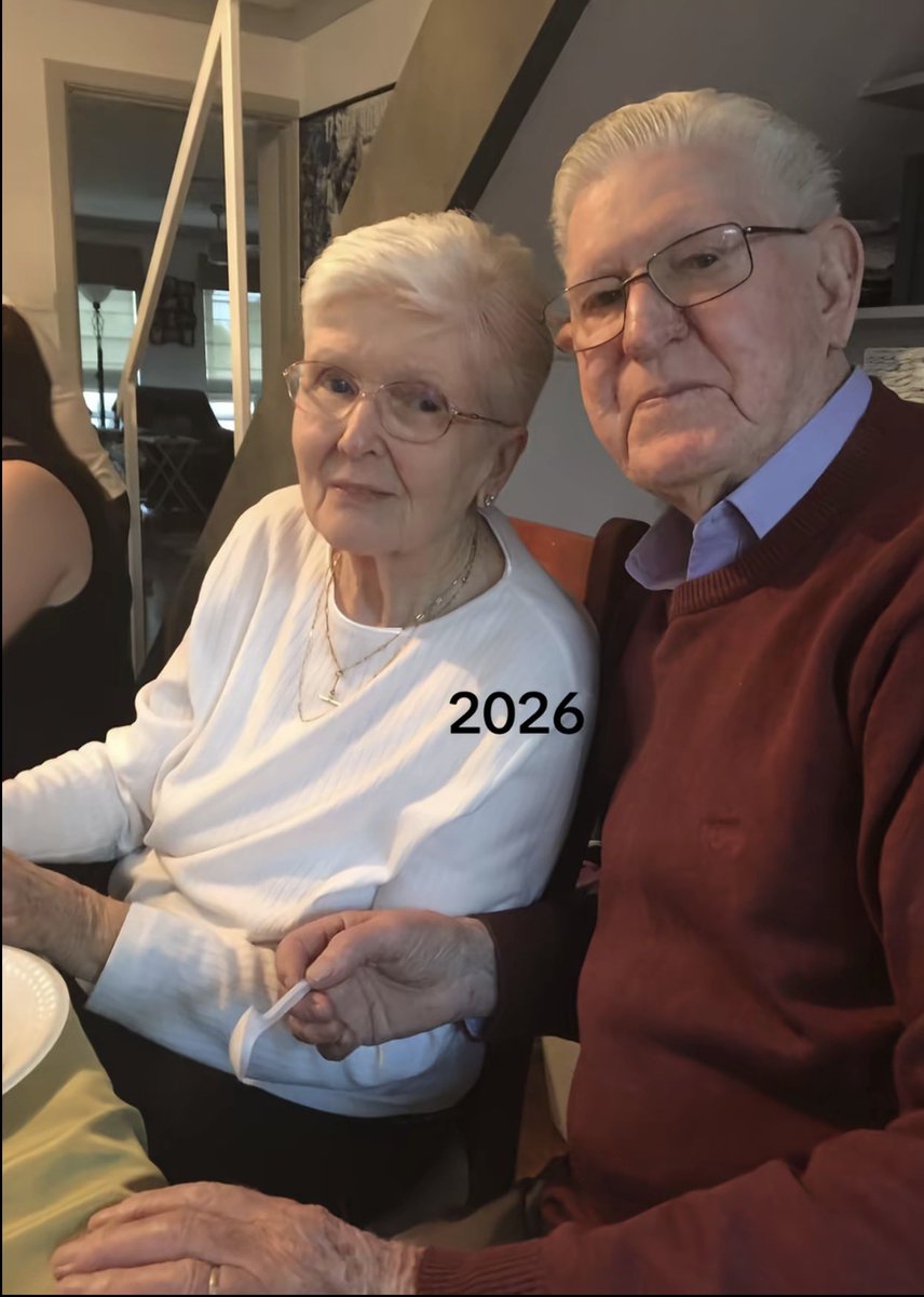 👑𝗞𝗶𝗻𝗴𝗷𝗼𝗻𝗮𝗵🌴🥥 tweet media