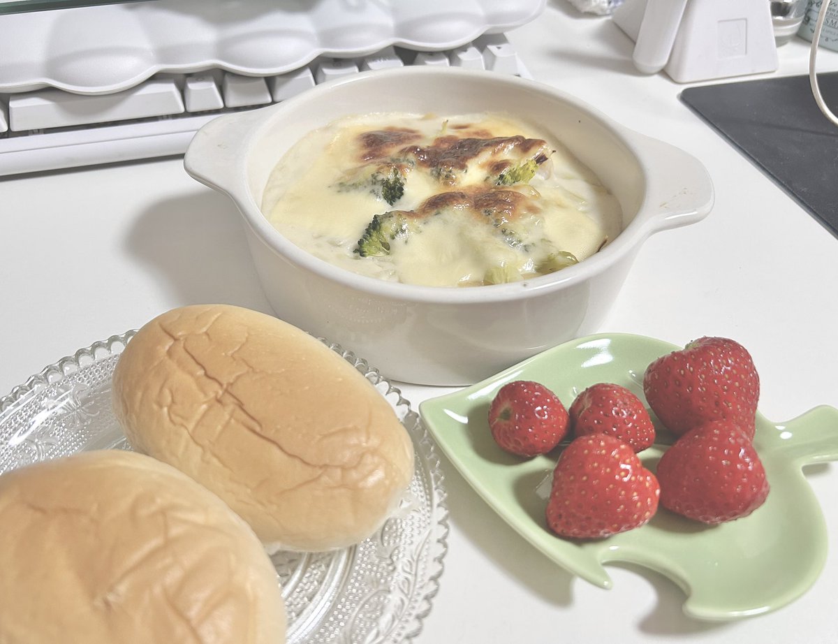 Hina🌨queen tweet media