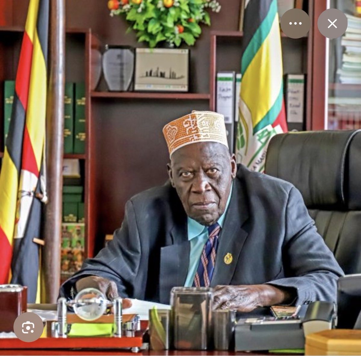 jamil_kazibwe's tweet image. "Uganda's future is youth-led! 😊 It's time for leaders who understand our struggles. Who's with me on pushing for more youth representation in gov't? #YouthLead #UgandaDecides" @KagutaMuseveni @DaudiKabanda @NrmYouthleague @NRMOnline @NRN_NRA @StateHouseUg @ntvuganda