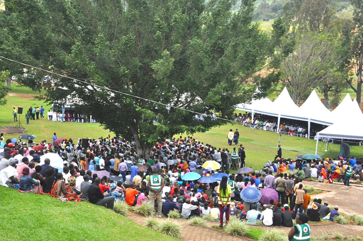 #Gacurabwenge: Mu Mudugudu wa Kamonyi ku rwibutso rwa Jenoside yakorewe ...