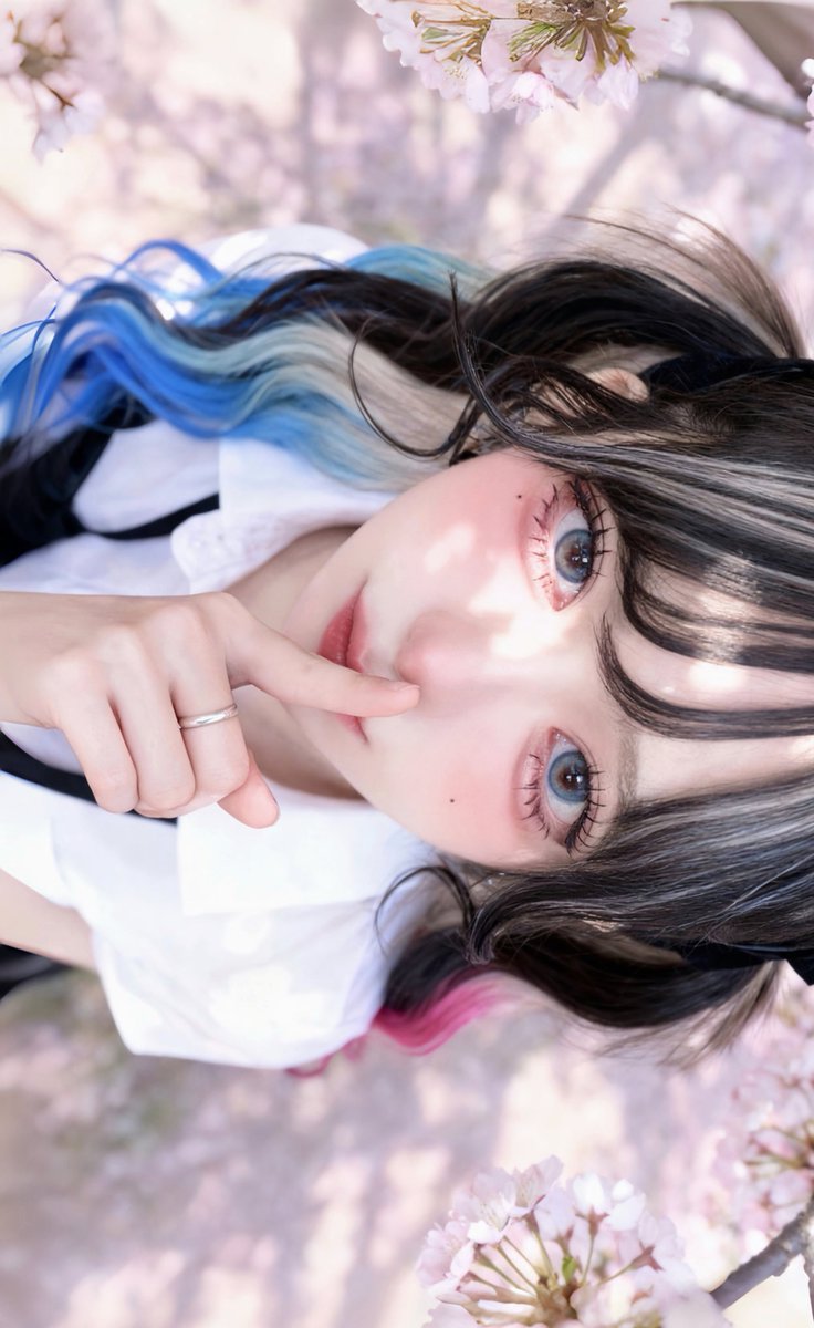 Liii▷🐝 tweet media