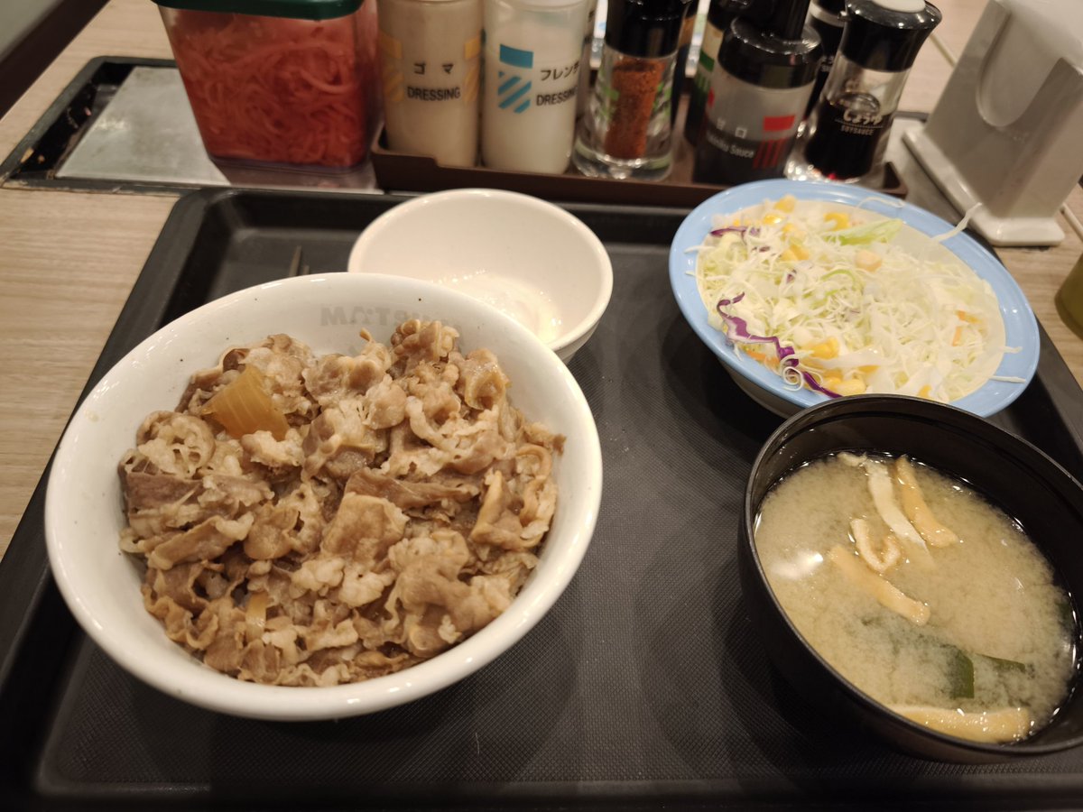 フェルファ tweet media