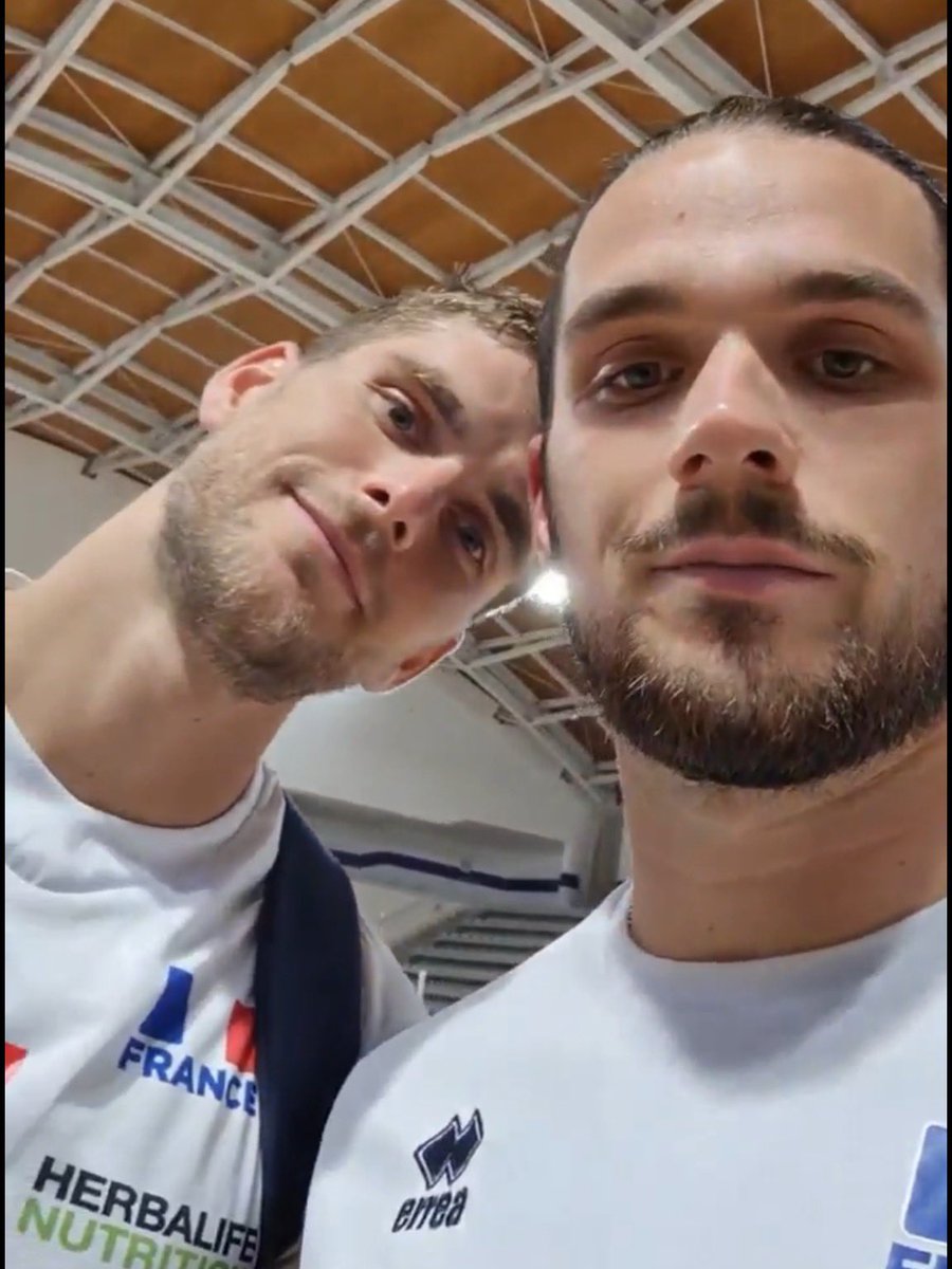 eSPreSSO ☕️ tweet media