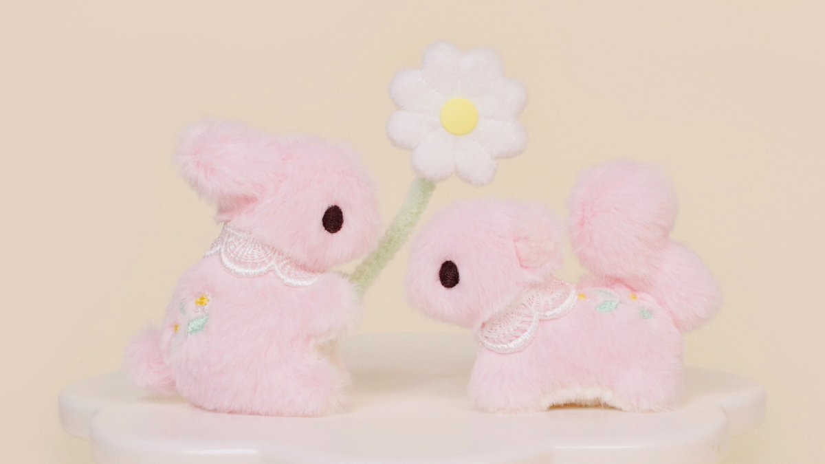 🌷 𝗺𝗲𝗹𝘁𝗶𝗻𝗴𝗺𝗲𝗺𝗼𝗿𝗲 🌷 tweet media