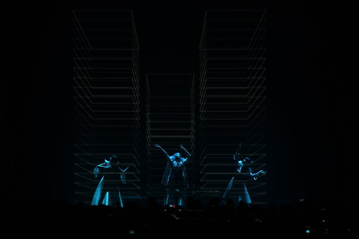 perfumeofficial's tweet photo. #PerfumeOnThisDay

2019.04.10
Perfume WORLD TOUR 4th
“FUTURE POP”
Seattle – PARAMOUNT THEATRE

What were you doing on this day?

#prfm https://t.co/i52GfHN9Af