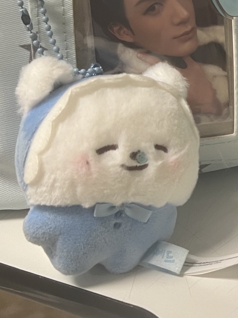 ใครเจอน้องช่วยติดต่อเรากลับทีนะคะ คาดว่าจะตก BTS บางบัว-วัดพระศรีฯ MRT วัดพระศรีฯ-ศรีรัช ใครเจอน้องติดต่อเรามาได้เลยนะคะ😭😭😭 เราต้องการน้องกลับสู่อ้อมอก😭😭😭😭😭😭  #ของหาย #ตามหาของหาย #ตลาดนัดnctdream