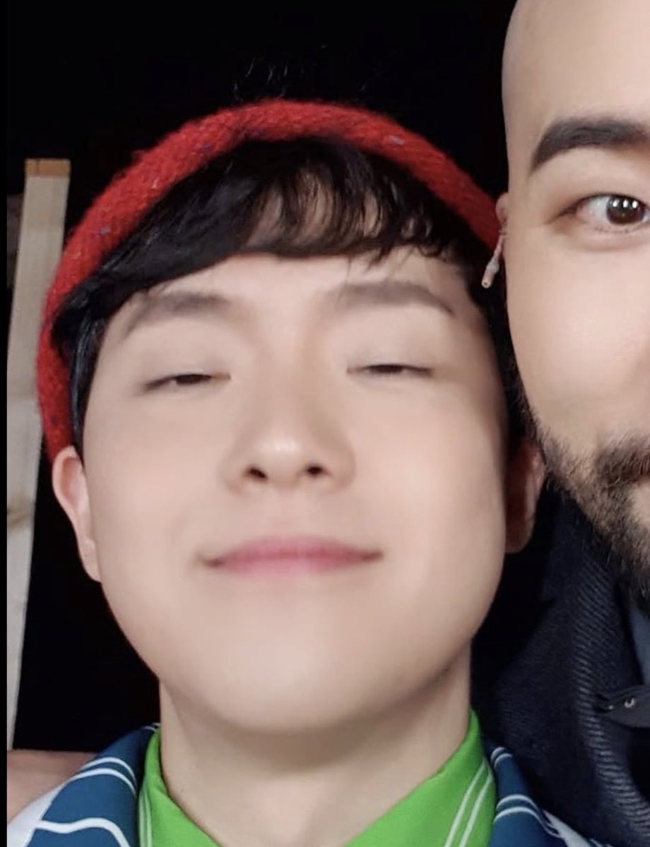 몬몬이 tweet media