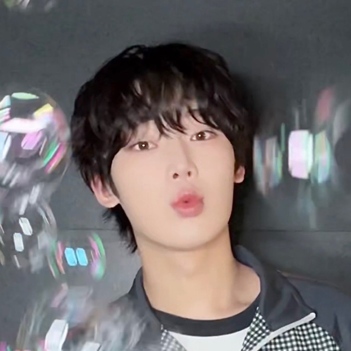 ･ ｡
　✨∴｡　
　   🫧･｡
       ﾟ🫧｡
 　　    ✨🫧  　
　　   ･ﾟ️🫧｡･
 　　　　🫧✨｡·
　 🫧･｡🫧･｡✨🫧
　　　  ✨🫧
　　　　 ･ﾟ🫧✨°
　　   🫧 ﾟ･｡ 🫧 ｡
　　　　　ﾟ🫧｡ﾟ✨ 🫧