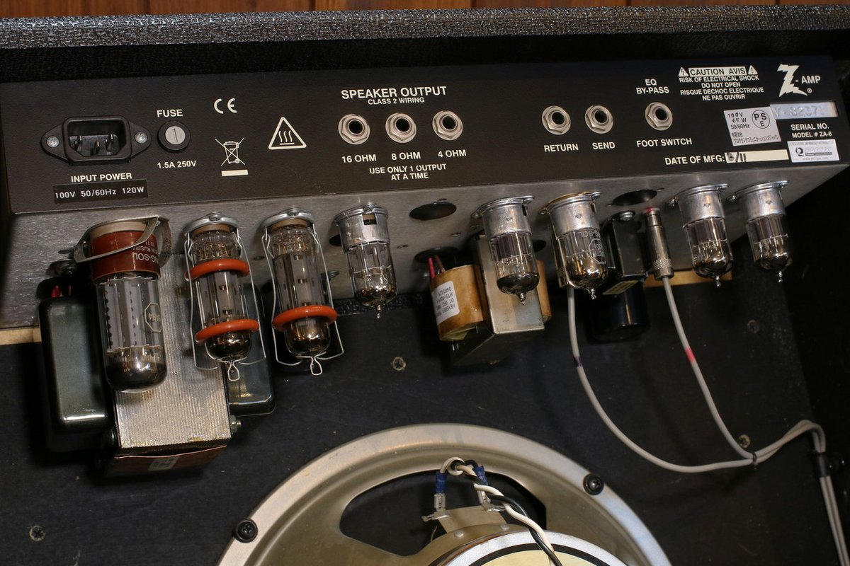Xotique's tweet photo. レアなDr.Zの中古品🔥
このレスポンスの速さと分離感。
クセになります🤔
Dr.Z Amps / MAZ-18 Jr. 1x12 Combo【USED】
👇Xotique Online Store👇
https://t.co/CH5PyJtaqI
#DrZ
#MAZ18
#Xotique https://t.co/7MwfmJdjA8