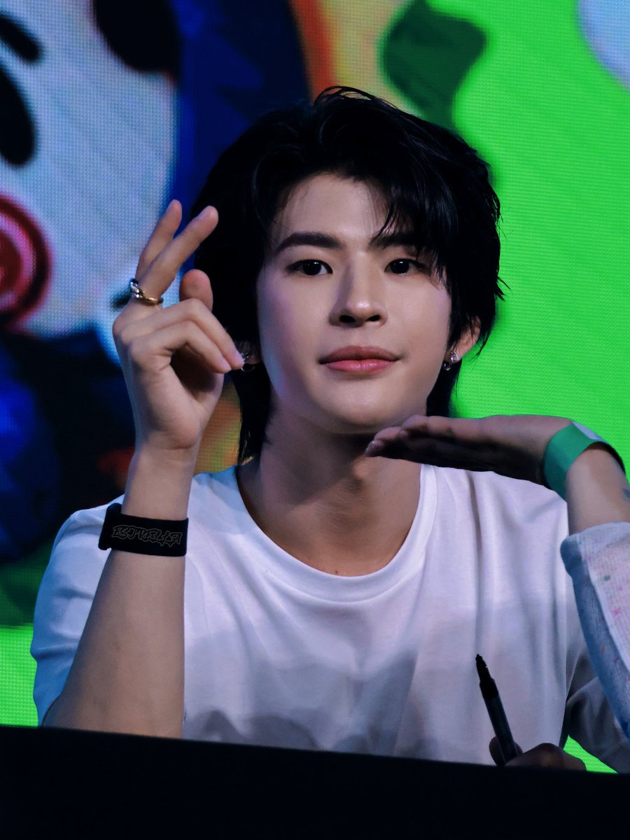 ESTRELLA tweet media